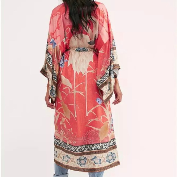 LONG BOHO FLORAL KIMONO (ONE SIZE) FITS MOST - Picture 3 of 5